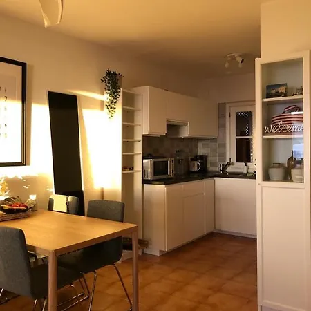 Perla De Roca En Poblado Marinero Apartamento *