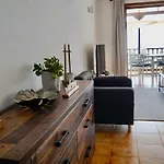 Perla De Roca En Poblado Marinero Apartamento *